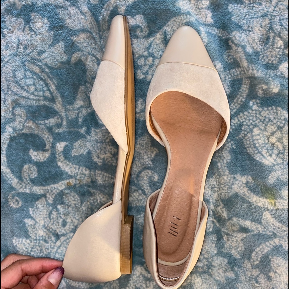 White J•jill Flats